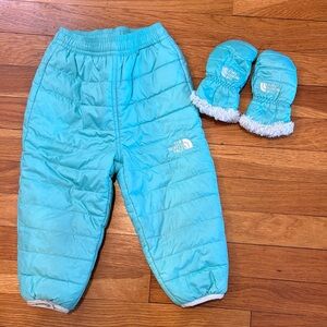The North Face Reversible Aqua Snow Pants and Mittens Set